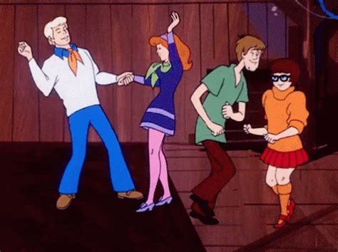 Scooby Doo Dancing GIF - Scooby Doo Dancing Dance - GIF များ ရှာဖွေရန်န ...