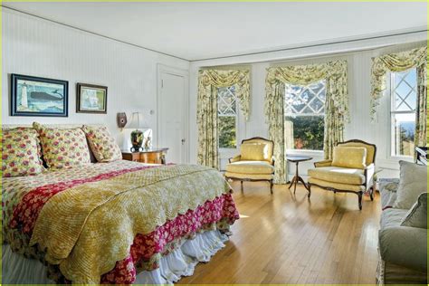 Look Inside John Travolta's Mansion in Maine, Which He's Selling for $5 Million: Photo 4526294 ...