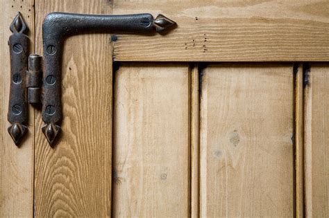 11 Different Types of Hinges and What You Use Them for - This Old House