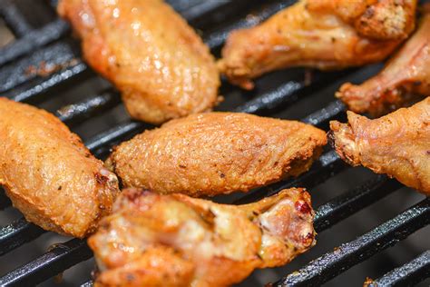 Piri Piri Chicken Wings Recipe :: The Meatwave