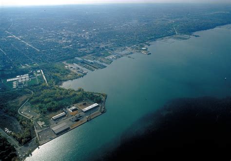 File:Erie Pennsylvania aerial view.jpg