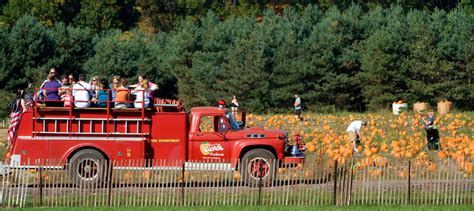 17-of-your-best-fall-photos-in-ann-arbor-michigan