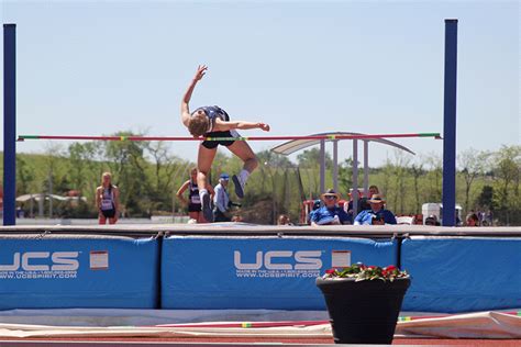 Track and field competes in KU relays – Mill Valley News