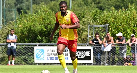 Lens : Naples insiste pour Kevin Danso