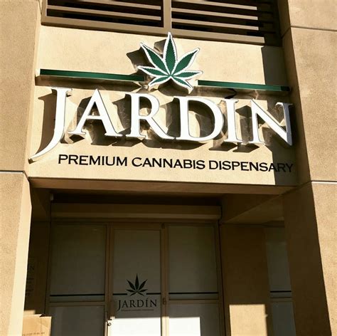 Jardin Cannabis Dispensary Grand Opening Celebration w/ Snoop Dogg ...