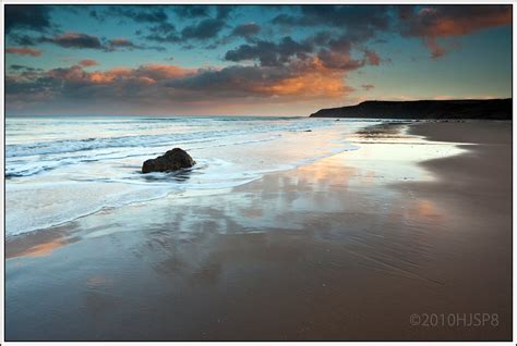 Cayton Bay Beach a superbly sunny place, in North Yorkshire