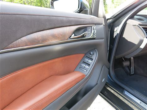 2019 Cadillac CTS: 202 Interior Photos | U.S. News