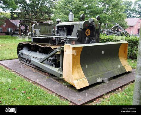 Caterpillar d7 hi-res stock photography and images - Alamy