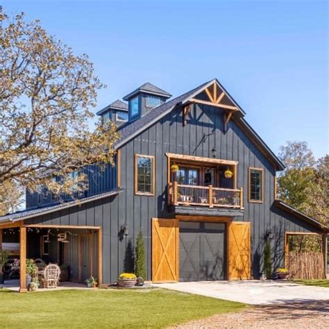 15 Cozy Barn Homes We Wish We Could Live In | Barn style house plans, Barn house design, Pole ...