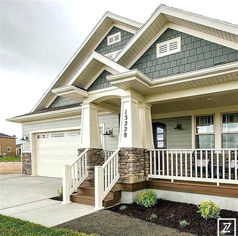 Modern Craftsman House Exterior Craftsman Exterior Colors | Craftsman bungalow exterior ...