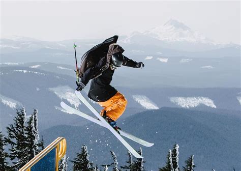 Timberline Lodge | Mt. Hood, Oregon | Ski and Snowboard Area | Timberline Lodge