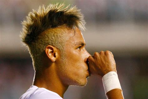 Soccer Player Hairstyles: Soccer Player Hairstyles Neymar