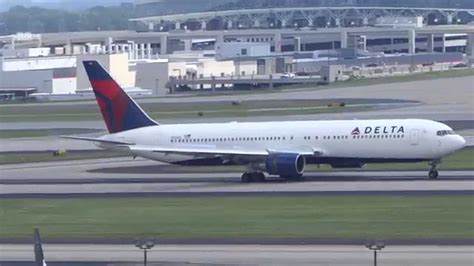 Atlanta Airport Plane Spotting: Episode 10 (Heavy Aircraft) (HD) - YouTube