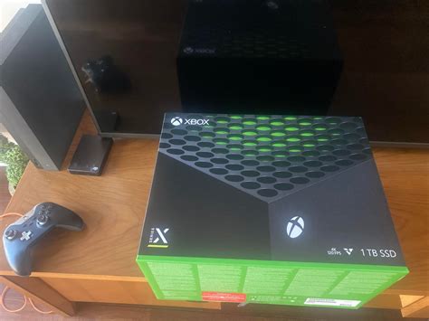 Xbox Series X Has Started To Ship Early By Microsoft; Gears 5/FH4 XSX ...