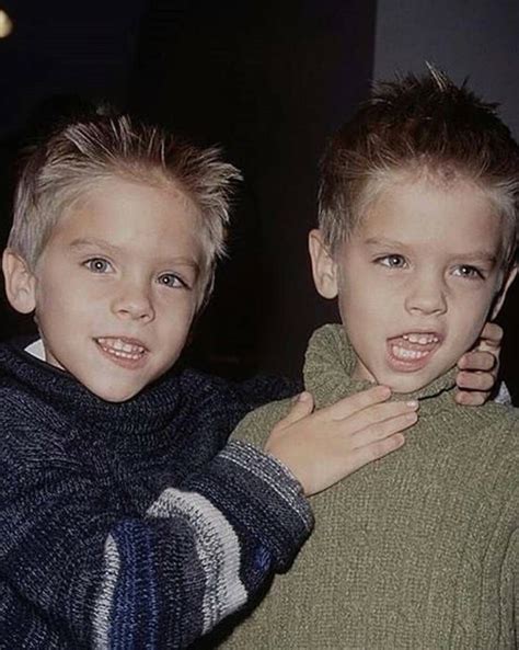 Sprouse twins, 1998💕 Follow @80slolita for more🍒 #colesprouse#dylansprouse#90s | Dylan and cole ...