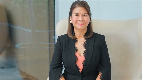 Andrew Tan steps down as Megaworld CEO; Alfonso takes over