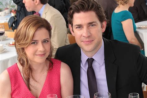 'The Office': Jim and Pam Were Originally Supposed to Break Up in the ...