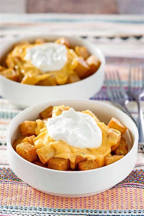 Taco Bell Cheesy Fiesta Potatoes - CopyKat Recipes