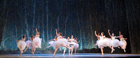 Boston Ballet’s ‘Nutcracker,’ at Boston Opera House - The New York Times