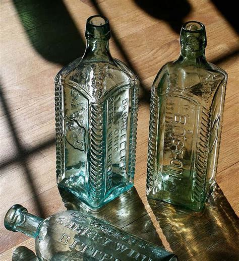 June 2014 – Antique Bottle & Glass Photo Gallery | Peachridge Glass