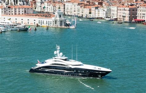 Italy Yacht Charters | Luxury Yachts Rentals 2022/2023