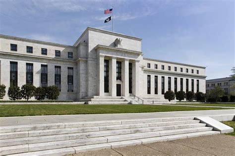 Central Banks: A Year of Living Dangerously - WSJ