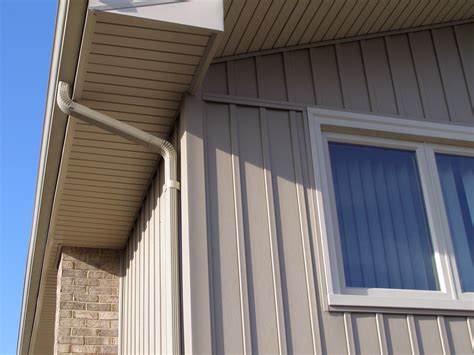 Board & Batten Vertical Siding | SIDING WINDOWS ROOFING