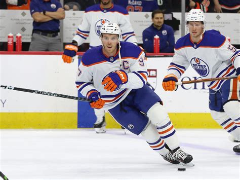 Edmonton Oilers Match Franchise Record for Consecutive Wins in Single ...