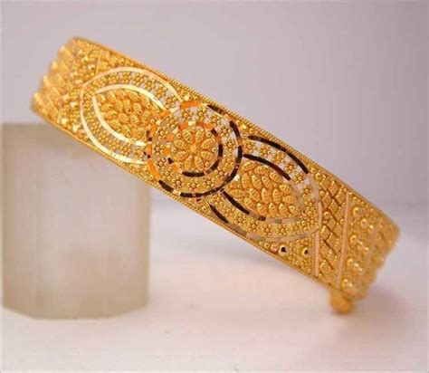 New Gold Bangle Designs for Women010