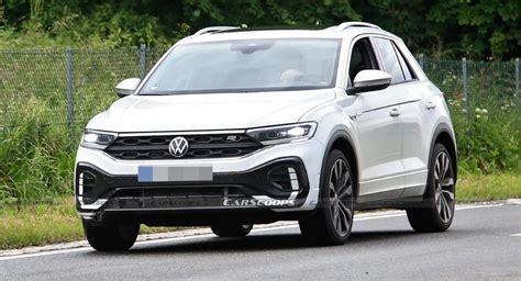 Facelifted 2022 VW T-Roc Spied Undisguised In R-Line Spec | Carscoops