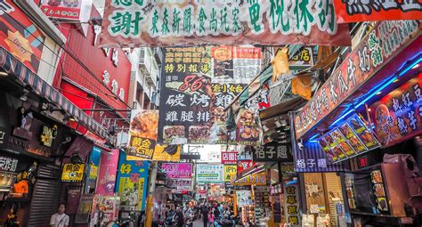 A Guide to Feasting at Fengchia Night Market in Taichung - Nickkembel Travels