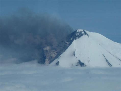 Eruption subsides at Alaska's Pavlof volcano | Earth | EarthSky