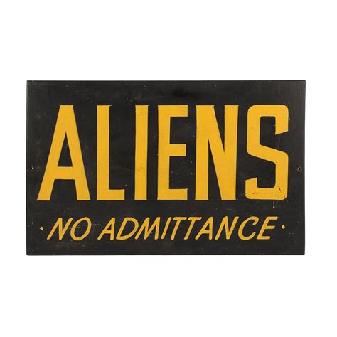 Lot #822: ALIENS (1986) - Model Workshop Sign