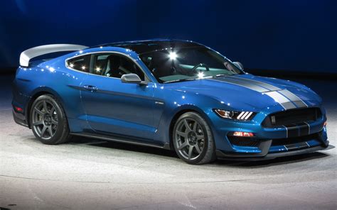 The First Mustang Shelby GT350R Sold At Barrett-Jackson - 3/3