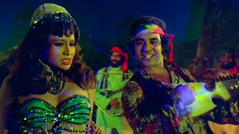 Mehbooba o Mehbooba | Sholay (1975) | Helen | Amitabh | Dharmendra ...