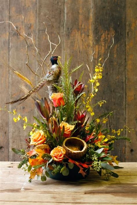 Thanksgiving flower arrangements, Unique flower arrangements, Fall ...