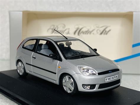 Minichamps 1:43 Ford Fiesta 2 Door In Silver Boxed | eBay