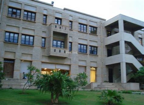 Indus Valley School of Art & Architecture, Karachi - Paktive