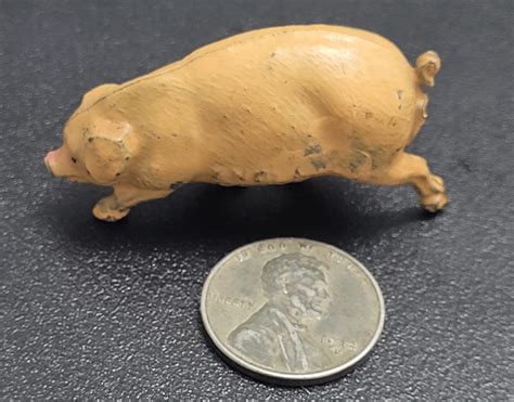 Lead Pig Figurine from England - Geiger Check