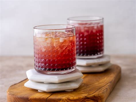 Cranberry Kentucky Mule - Bourbon Mule made with Cranberry Juice