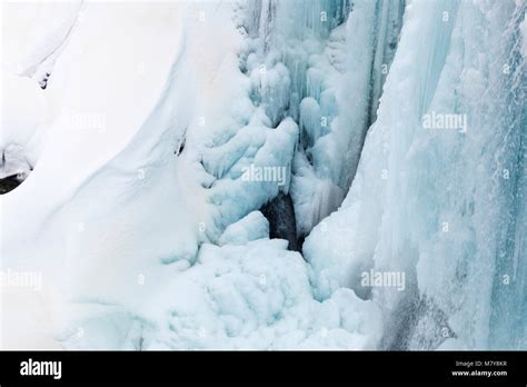 Frozen waterfalls during winter in Plitvice National Park, Croatia Stock Photo - Alamy