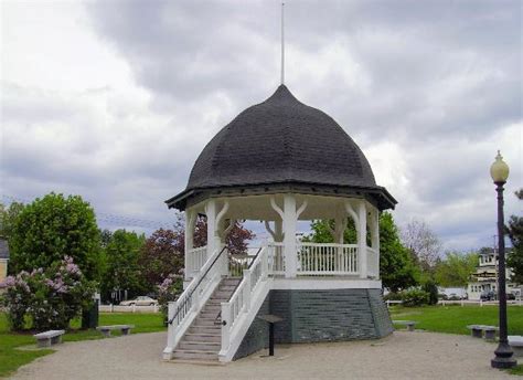 The Common - Rochester, NH - Municipal Parks and Plazas on Waymarking.com