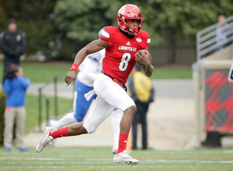 Lamar Jackson, Louisville quarterback, wins Heisman - CBS News