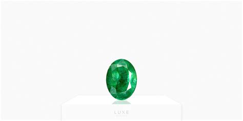 Emerald Stone: Its Meaning, Properties & Value