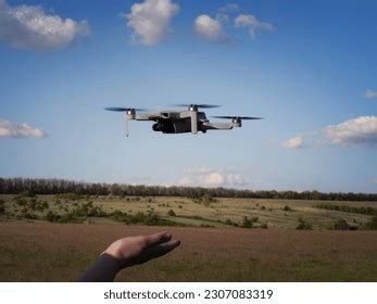 12 Vertical Takeoff Landing Uav Images, Stock Photos & Vectors | Shutterstock