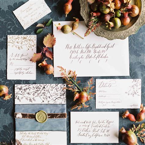 33 Fall Wedding Invitations That Are Perfect for Your Autumn Nuptials