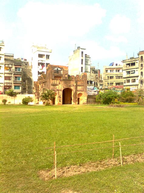 Bangladesh Tourism: Lalbagh Fort, Dhaka, Bangladesh