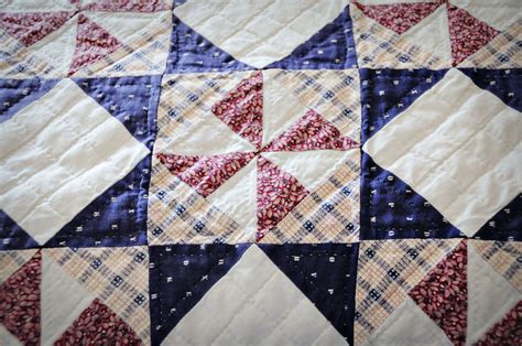 Amish quilts for sale - DecorLinen.com.