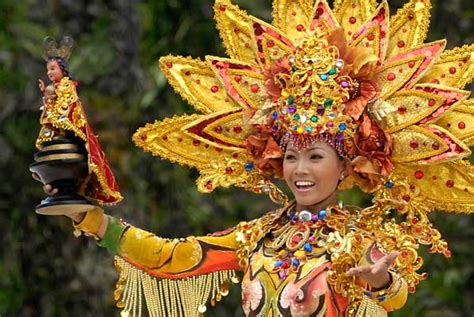 Top 10 Random Festivals in Philippines | Thats My Top 10