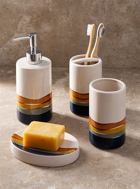 Bathroom Accessories & Accessory Sets | Simons